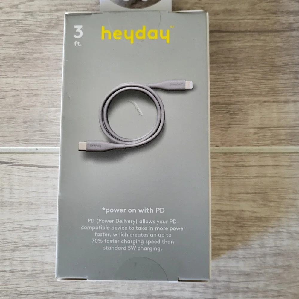 Heyday to‎ USB-C fast charging cable 3 Feet Gray IPhone Ipad